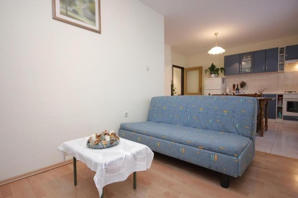 Apartments Zoki - Great Location Close To The Sea Віс Екстер'єр фото